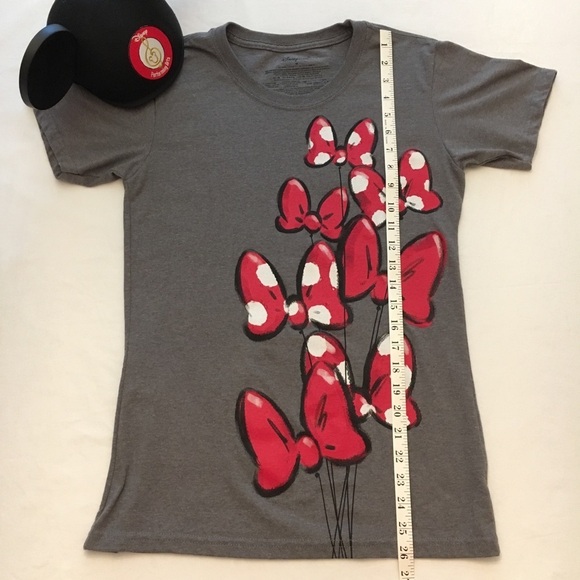 Disney Minnie Mouse Red/White HairBow Balloons Grey T-Shirt - Sz M - Picture 6 of 6